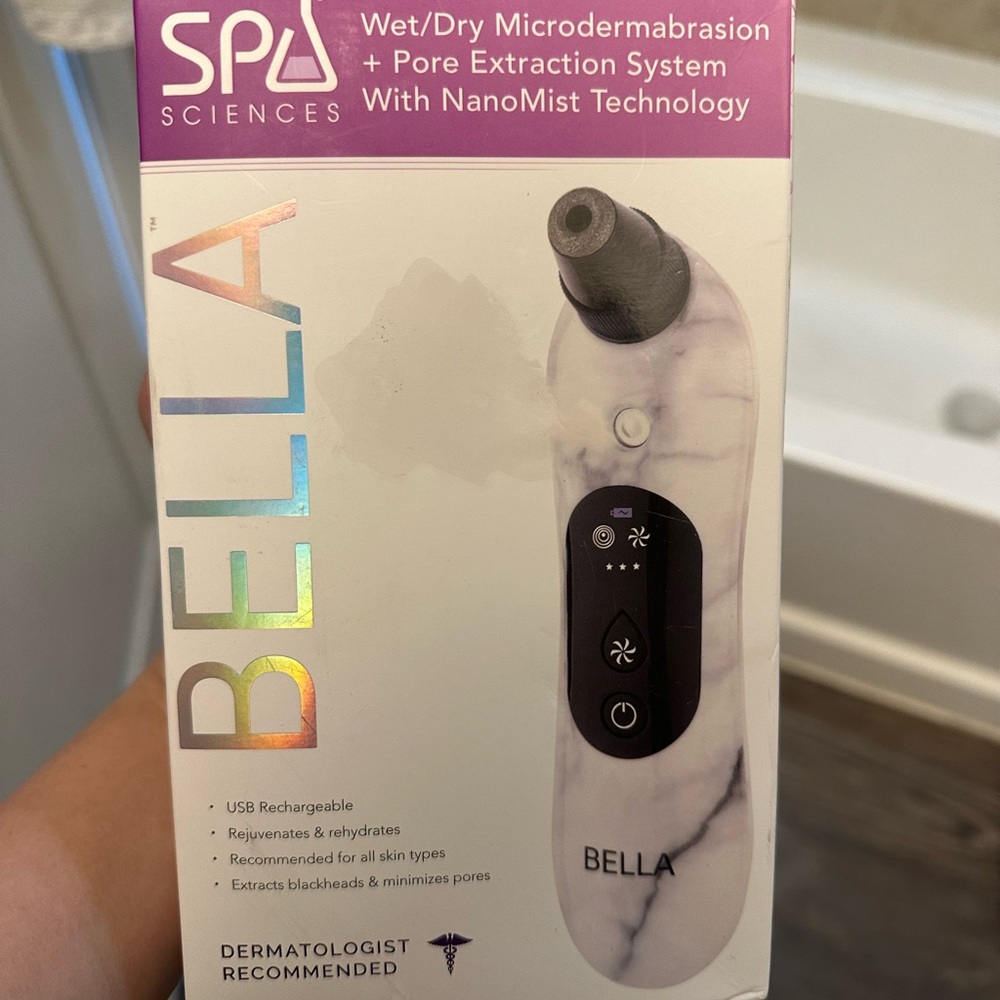 Bella Microdermabrasion System - Black - NWT
